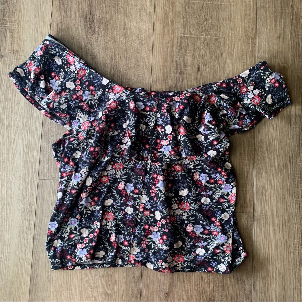 American Eagle Top